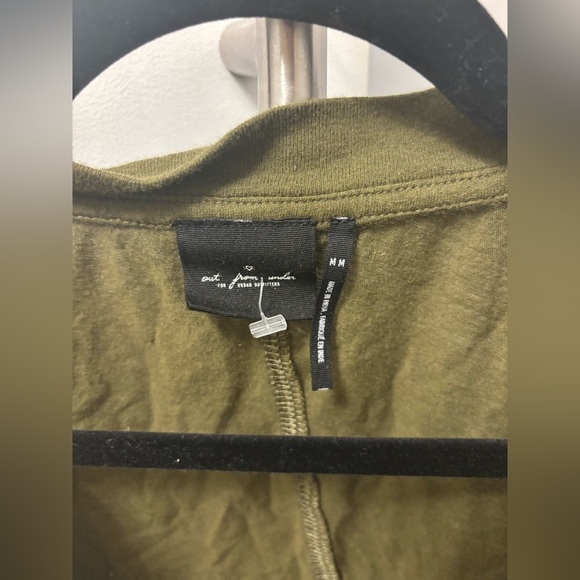 OUT FROM UNDER - URBAN OUTFITTERS Women’s Corey Dolman Cropped Cardigan Olive M - Picture 3 of 4